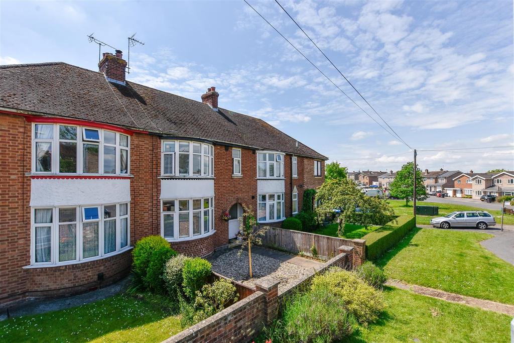 New Cheveley Road, Newmarket 3 bed terraced house £325,000