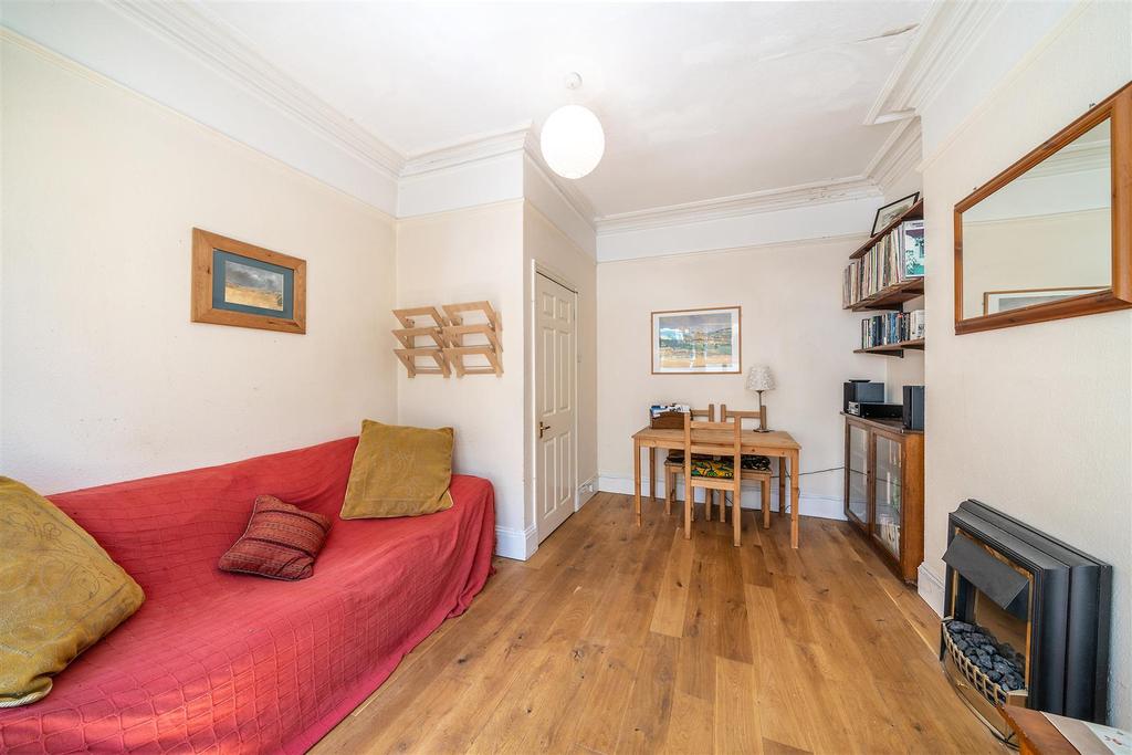 169b Knollys Road-3.JPG
