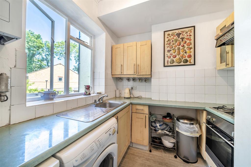 169b Knollys Road-4.JPG