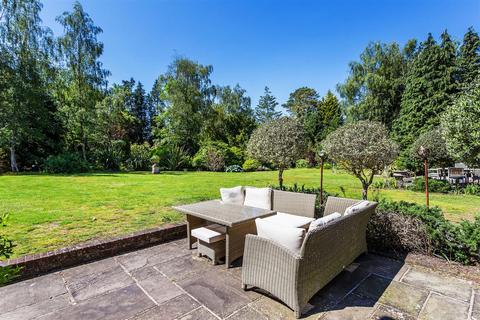 Quilters Grove Lane, West Chiltington, Pulborough, RH20 2RD