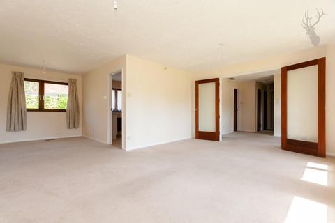 Wain Coppice Row, Theydon Bois, Epping, CM16 7ER