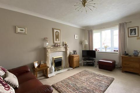 12 Greenhow Close, Ryhope, Sunderland, SR2 0LF