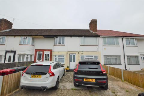 30 Cornwall Avenue, Slough, SL2 1AZ