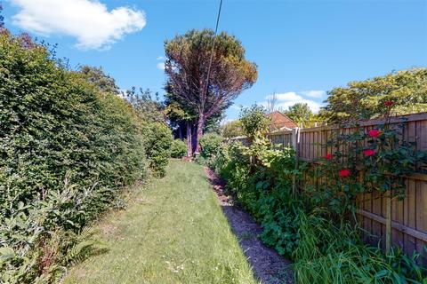 25 East Court, Wembley, HA0 3QJ