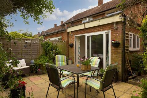 109 New Causeway, Reigate, RH2 7PP