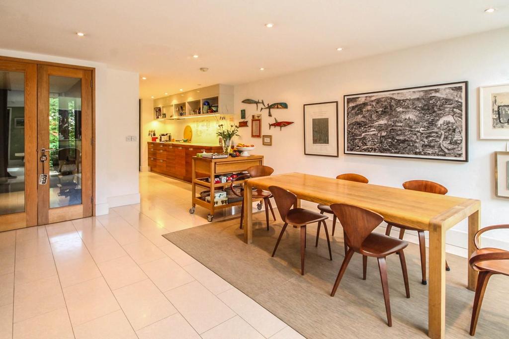 Aberdeen Avenue, Cambridge 5 bed terraced house £3,700 pcm (£854 pw)