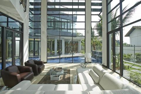 6 bedroom house - Persiaran Bruas, Damansara Heights, KL