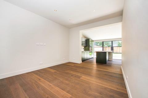 19 Albemarle Gardens, New Malden, KT3 5BB