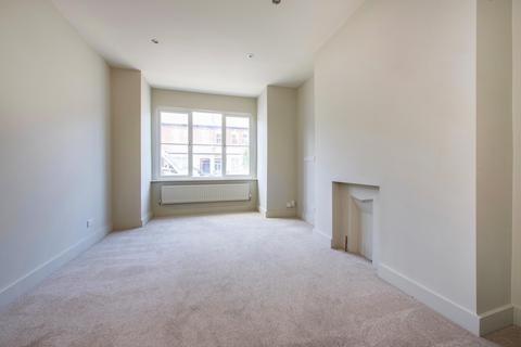 19 Albemarle Gardens, New Malden, KT3 5BB