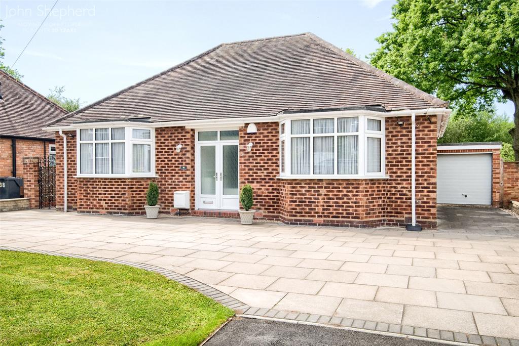 Three Oaks Road, Wythall, Birmingham, B47 3 bed bungalow £495,000