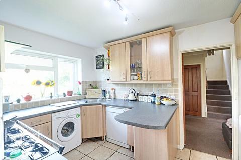 7 Adcock Walk, Orpington, BR6 9SY