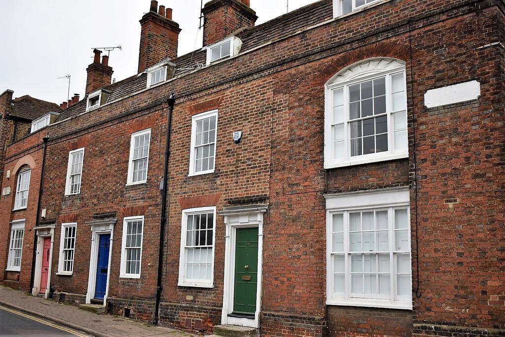 St Margaret's Street, Rochester, Kent ME1 3 bed cottage for sale £525,000