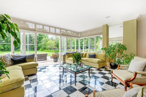 Farm Hill House Coggeshall Road, Kelvedon, Colchester, CO5 9PH
