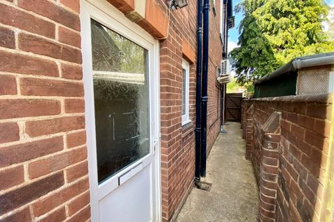 3 bedroom maisonette to rent, Pinhoe Road, Exeter, EX4