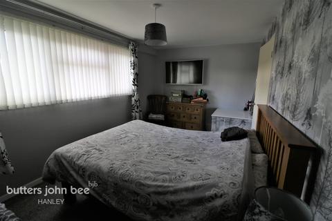 63 Community Drive, Stoke-on-trent, ST6 1QE