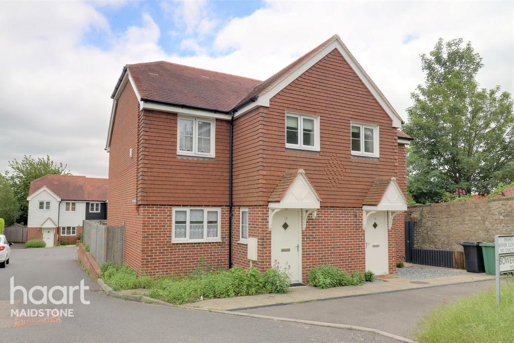 Bower Close, Maidstone 3 bed semidetached house £350,000