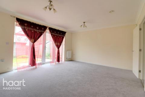13 Bower Close, Maidstone, ME16 8BD