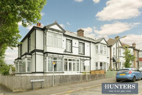 54 Hampton Road, Worcester Park, KT4 8ET