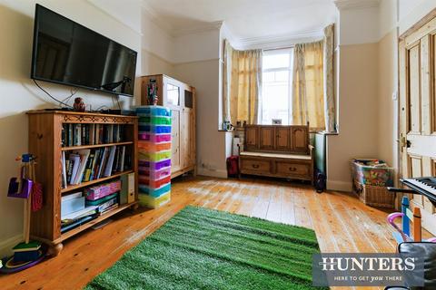 54 Hampton Road, Worcester Park, KT4 8ET