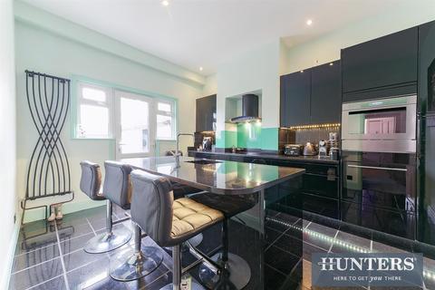 54 Hampton Road, Worcester Park, KT4 8ET