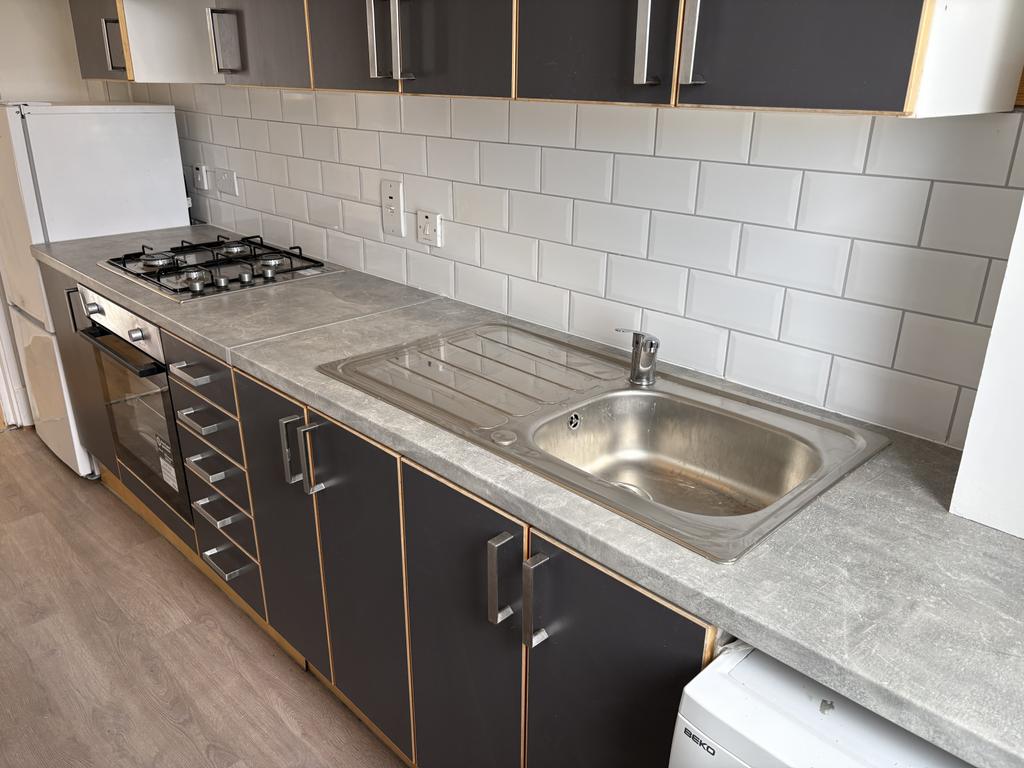 Kitchen 2