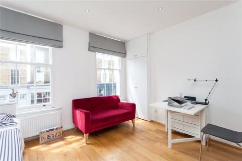 Studio to rent, St. Peter's Street, Angel, N1