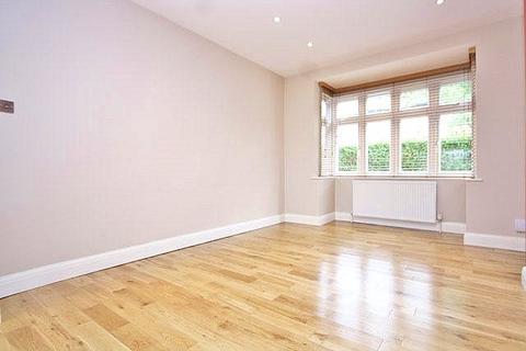 3 bedroom terraced house to rent, Clovelly Road, London, W4