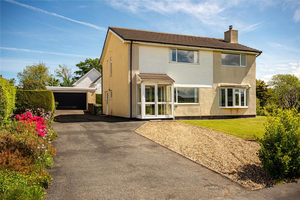 Mill Bank Estate, Llandegfan, Menai... 4 bed detached house £350,000