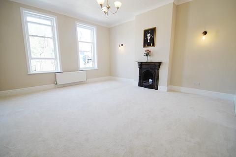11 King Street, Delph, Oldham, OL3 5DL