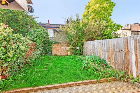 58a Replingham Road, London, SW18 5LP