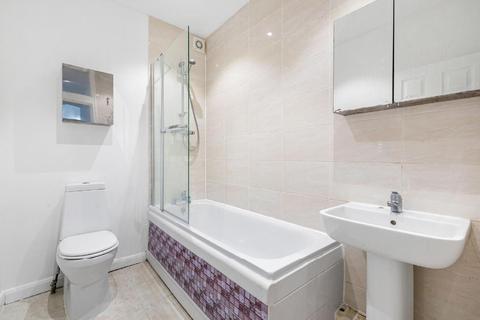 58a Replingham Road, London, SW18 5LP