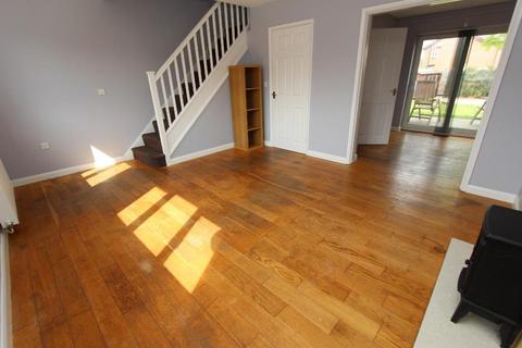 3 bedroom semi-detached house to rent, Sedgemoor Road, Long Eaton, NG10