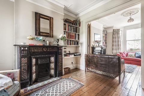 56 Gayville Road, London, SW11 6JP