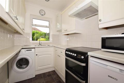 39 Curran Avenue, Wallington, SM6 7JL
