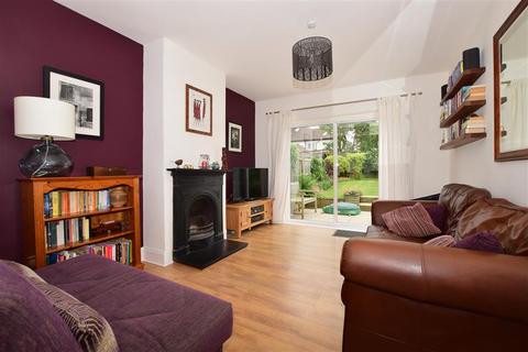 39 Curran Avenue, Wallington, SM6 7JL