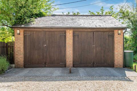 The Forge Hindon Road, Dinton, Salisbury, SP3 5EG