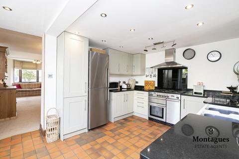 19 Crossing Road, Epping, CM16 7BQ