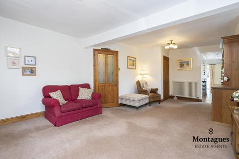 19 Crossing Road, Epping, CM16 7BQ
