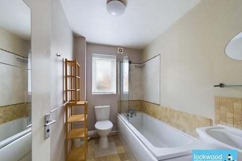 1 bedroom property to rent, Redford Close, Feltham