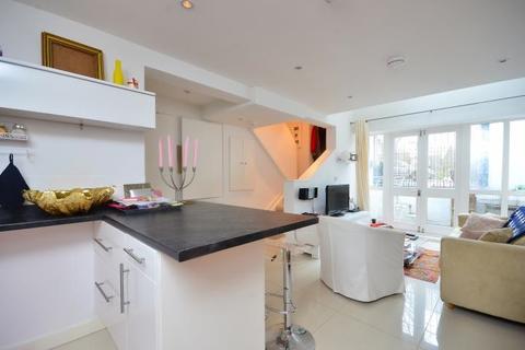 9 Sturdy Road, London, SE15 3RH
