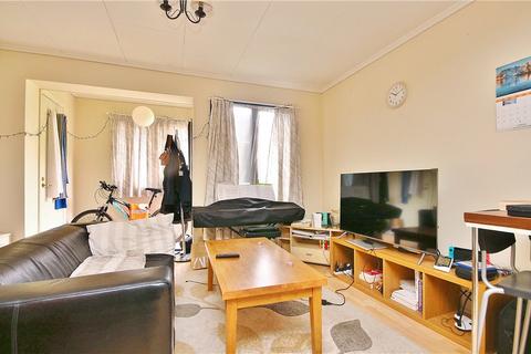 1 bedroom terraced house to rent, Aspen Close, Staines-upon-Thames, Surrey, TW18