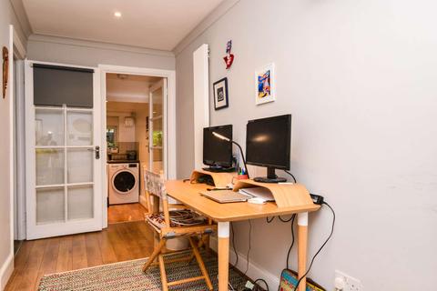 Flat 2, Acomb Court, 23 Lansdowne Way, London, SW8 1HH