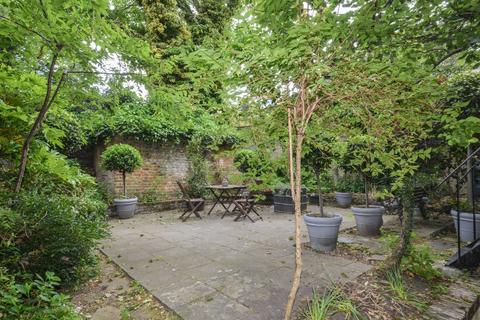 Flat 2, Acomb Court, 23 Lansdowne Way, London, SW8 1HH
