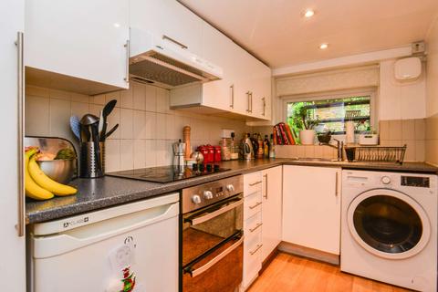 Flat 2, Acomb Court, 23 Lansdowne Way, London, SW8 1HH