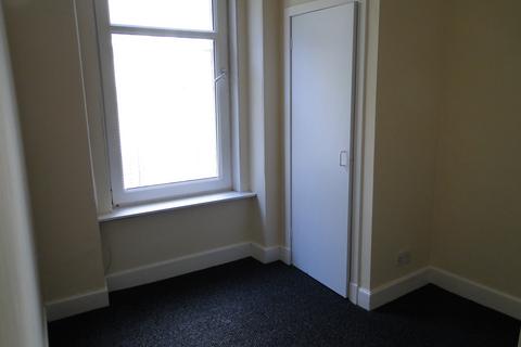 2 bedroom flat to rent, 3/1 6 Whitehall Crescent, Dundee
