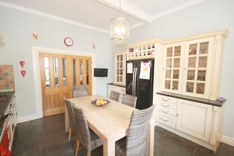 4 bedroom detached house for sale - Beighton Road, Woodhouse, Sheffield S13
