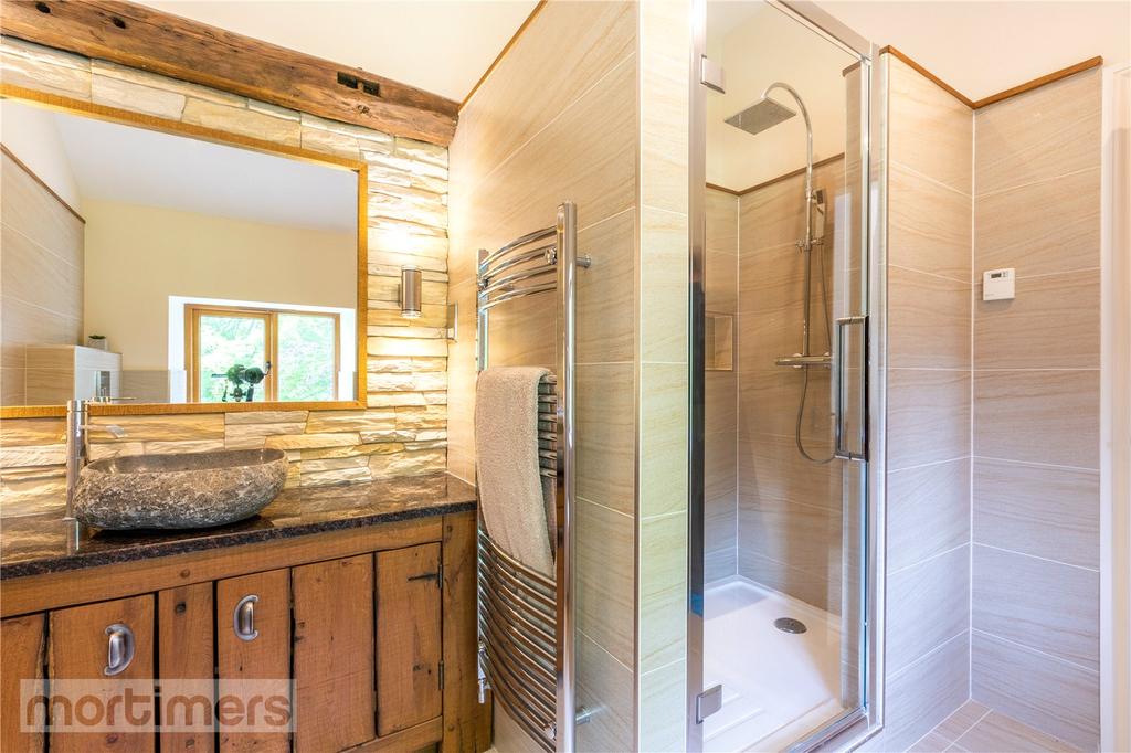 Master En-Suite