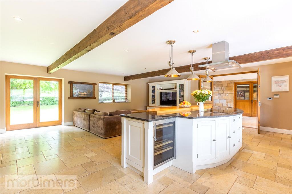 Kitchen/Sitting Room