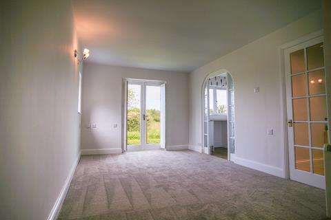 15 Bowling Green Court, Moreton-in-marsh, GL56 0BX