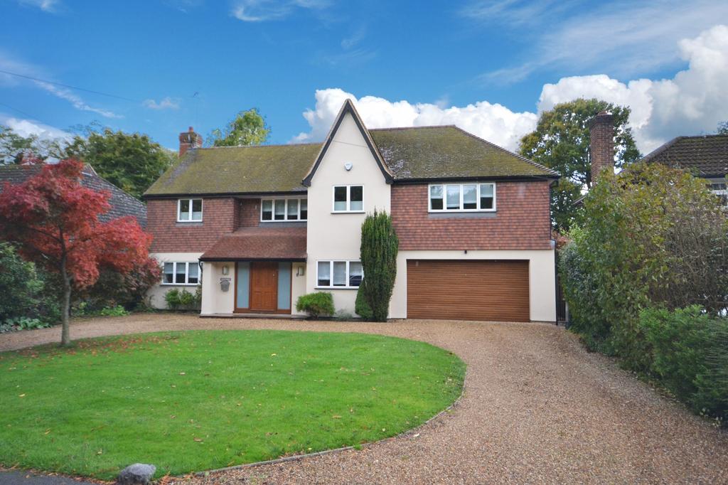 The Fairway, Weybridge, KT13 4 bed detached house £1,500,000